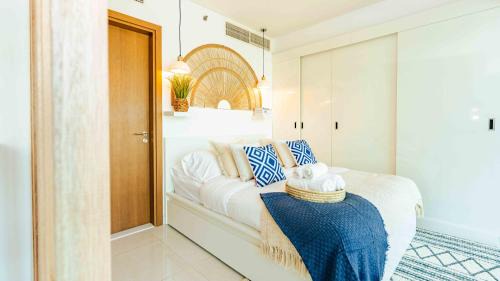 Studio In Al Hadeel Hosted By Voyage