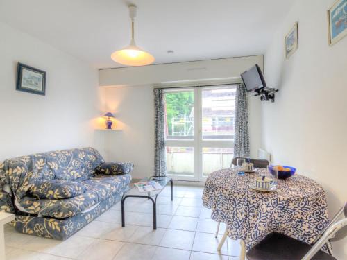 Studio Les Flots Bleus-1 by Interhome
