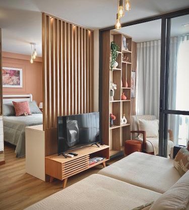 Studio moderno e aconchegante, com piscina e a poucos passos do mar