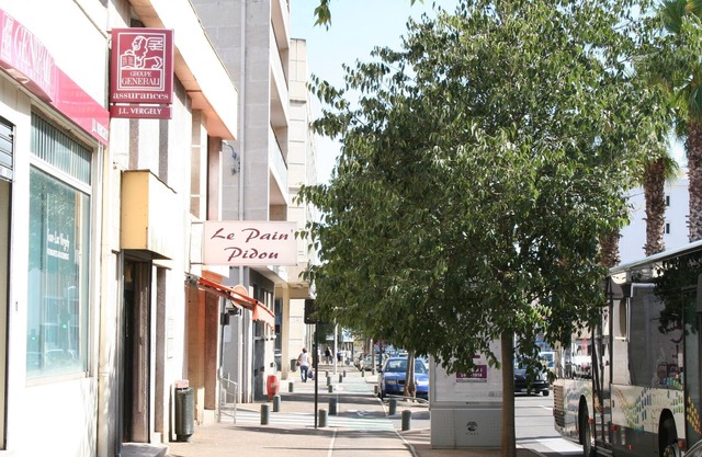 Studio Nîmes cerca del centro
