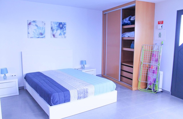 Studio Two | Vista al mar | Retiro perfecto para parejas económicas con WIFI gratuito y barbacoa