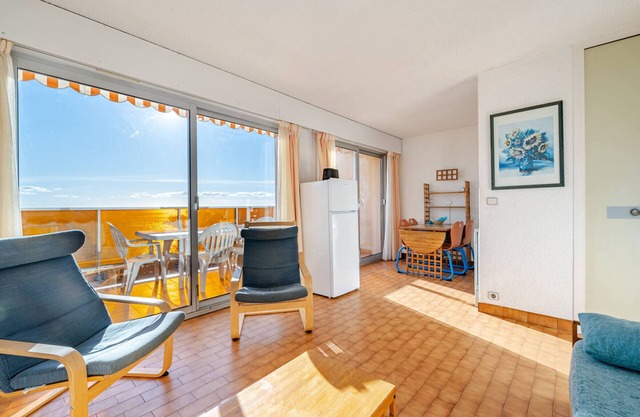 Estudio con Wi-Fi para 6 pers, vistas al mar