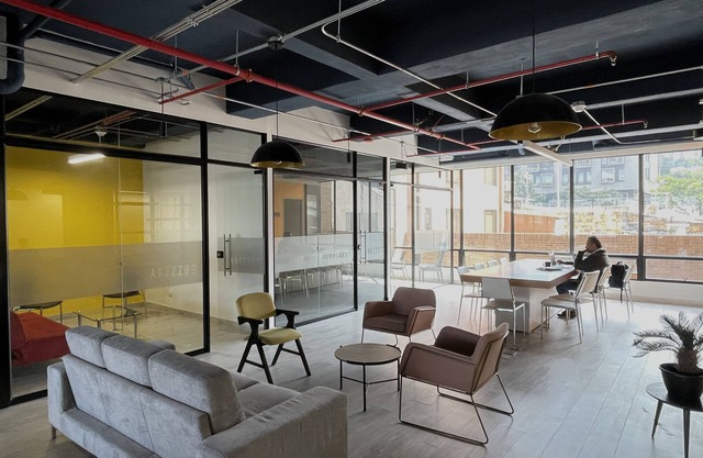 Estudio con coworking y terraza en Usaquén cerca a la Fundación Santa Fe !