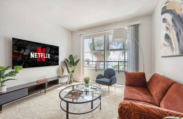 Stunning 1bdr apartment in MDR pool,parking,gym