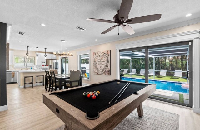 Stunning 4BR w/ Pool & Games!
