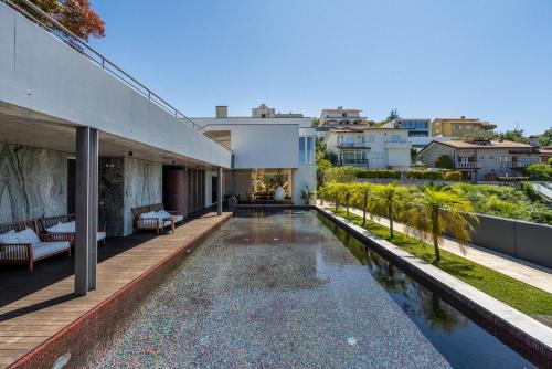 Stunning apartment with Pool