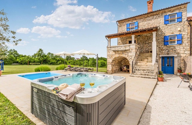 Impresionante casa en Brscici