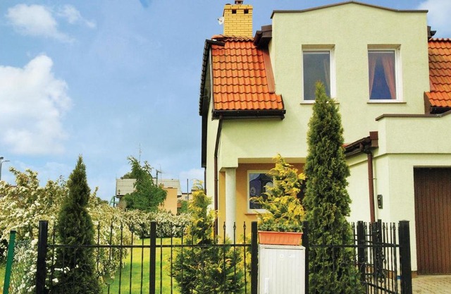 Stunning Home In Darlowo With Wifi