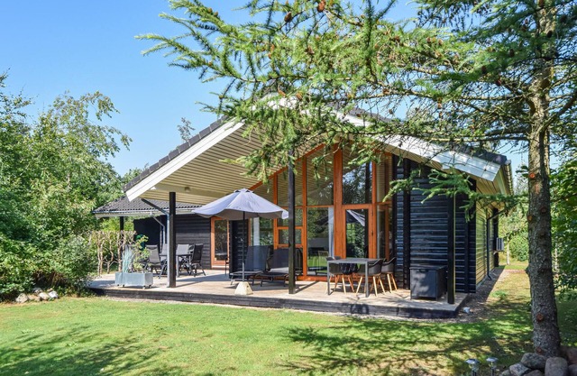 Impresionante casa en Oksbøl con cocina