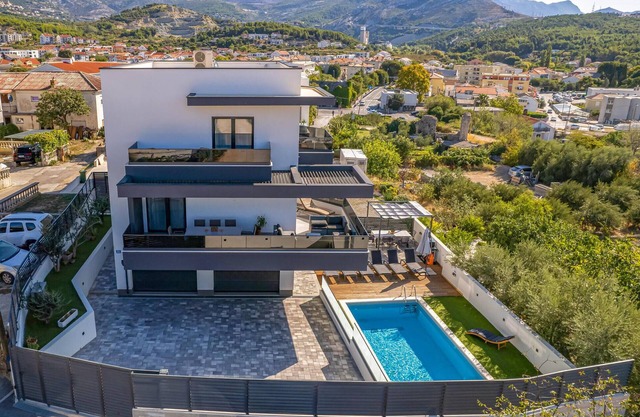Impresionante casa en Solin