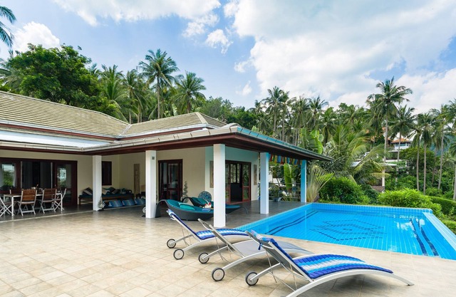 IMPRESIONANTE VILLA KOH SAMUI, PISCINA INFINITA, PUESTA DEL SOL, NATURALEZA, A 1KM DE LA PLAYA