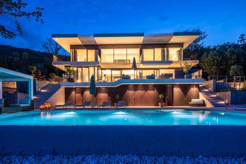 Stunning Kvarner Villa 5 Bedrooms Villa Aura Caesar Stunning Sea Views & Private Pool Opatija