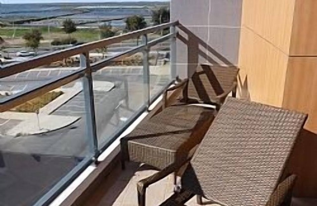 Impresionante apartamento grande, equipado / amueblado, WIFI GRATUITO, licencia no 398 / A
