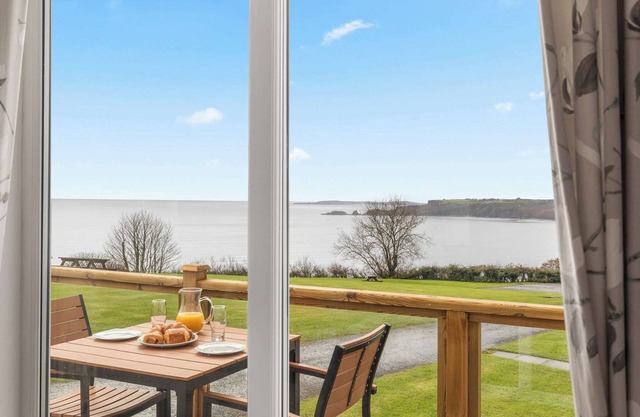 Alojamiento de 3 habitaciones en Summerhill, Amroth