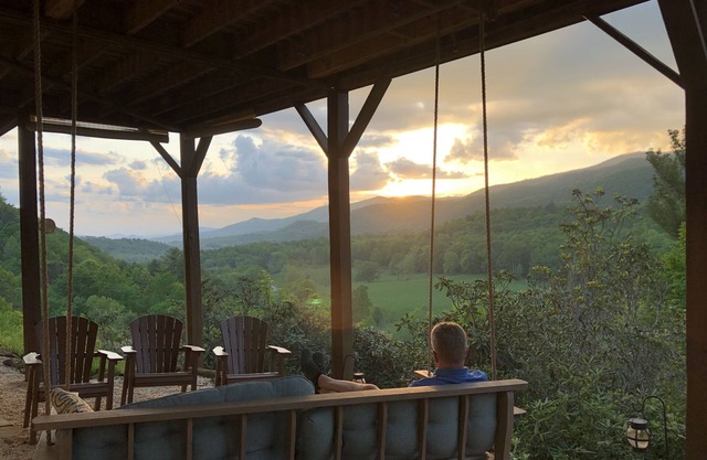 Impresionantes Vistas de largo alcance w / Corriente de la trucha, en 4 acres privada