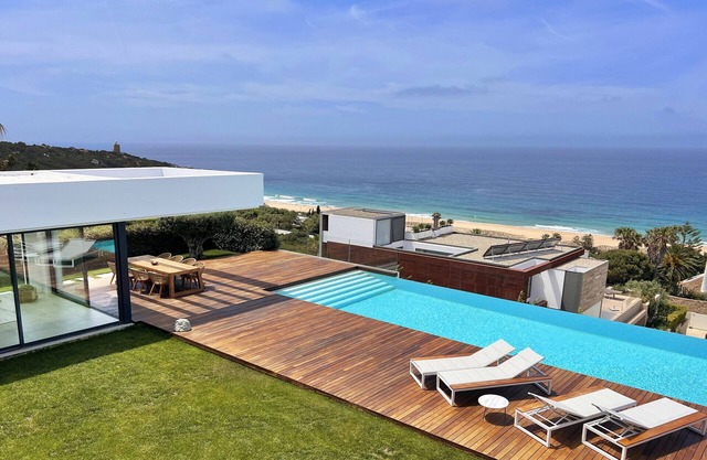 IMPRESIONANTE VILLA DE LUJO EN PLAYA DE LOS ALEMANES | 6 PAX