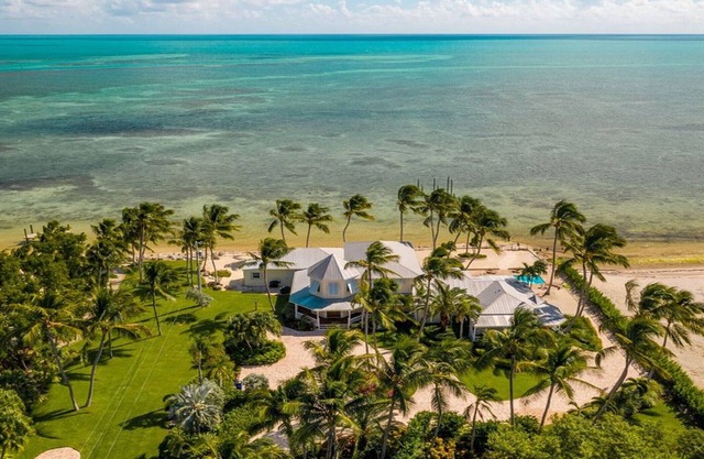 NEW! Stunning 2-acre Oceanfront Estate with Private Pool ~ Beach. Very private
