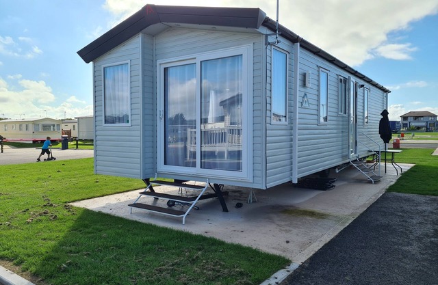 Stunning Platinum Caravan in Rhyl 2 Mins to Beach