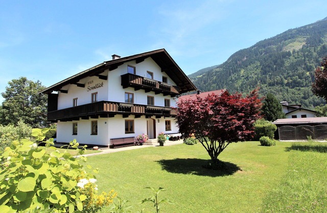 Preciosa casa de vacaciones privada con WIFI, TV, terraza, vista panorámica y aparcamiento
