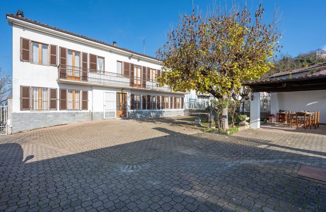 Preciosa casa de vacaciones privada con WIFI, piscina privada, TV, patio y mascotas permitida