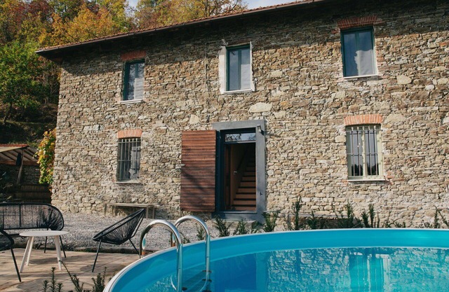 Estupenda casa de vacaciones privada con piscina privada, WIFI, patio y vista panorámica