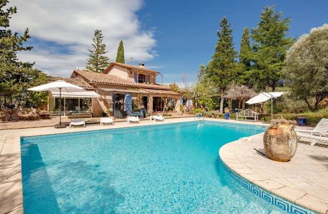 Casa de vacaciones privada con piscina privada, WIFI, TV, terraza, vista panorámica, aparcamiento