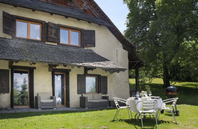 Estupenda casa de vacaciones privada con WIFI, TV, terraza, vista panorámica, aparcamiento