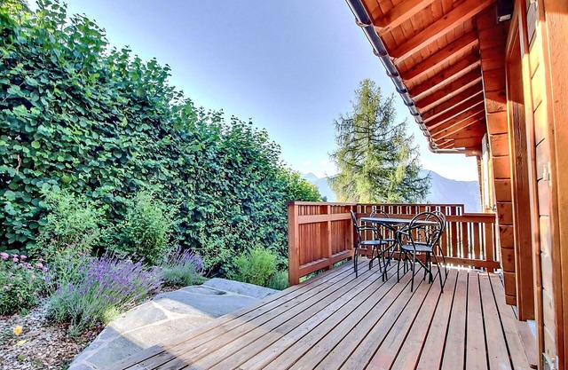 Estupenda casa de vacaciones privada con WIFI, TV, terraza, vista panorámica y aparcamiento