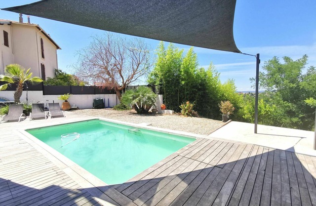 Preciosa casa de vacaciones privada con A/C, WIFI, piscina privada, TV, terraza y aparcamiento