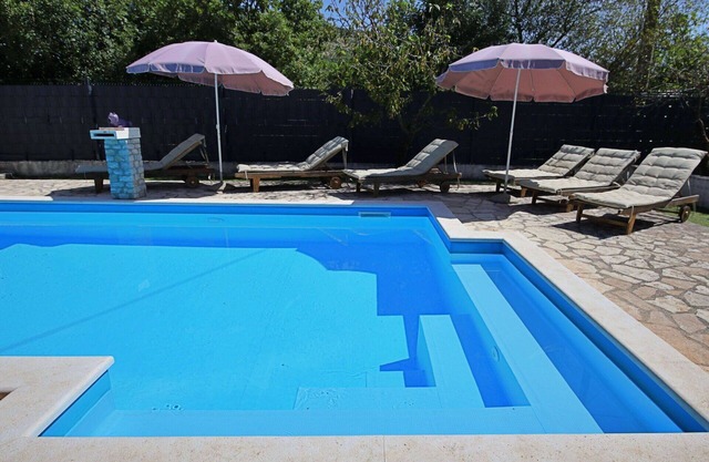 Maravillosa casa de vacaciones privada con WIFI, A/C, piscina privada, TV, terraza, aparcamiento