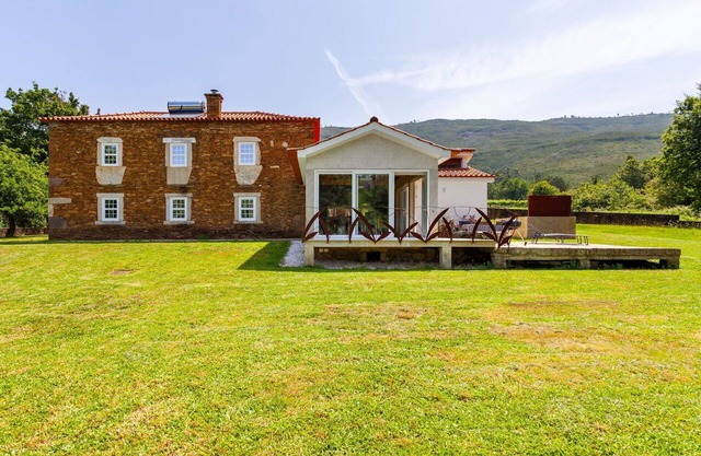 Maravillosa casa de vacaciones privada para 6 personas con A/C, WIFI, TV, patio y aparcamiento