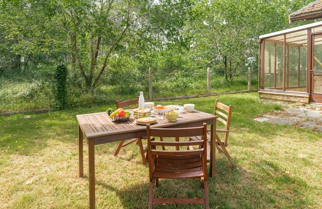 Preciosa casa de vacaciones privada con WIFI, TV, terraza, mascotas permitida y aparcamiento