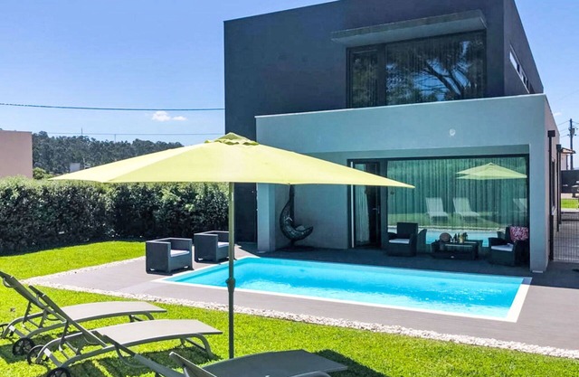 Preciosa casa de vacaciones privada para 8 personas con WIFI, piscina privada, TV y terraza