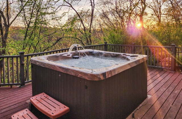 Avail this weekend Luxury 6BD,Theater, Pool Access