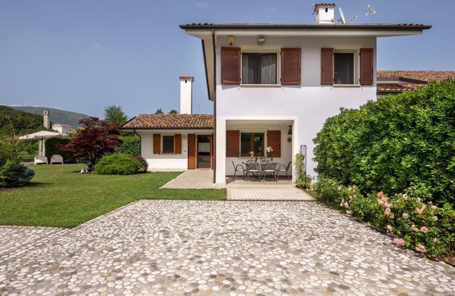 Preciosa casa de vacaciones para 7 personas con A/C, WIFI, TV, terraza y aparcamiento