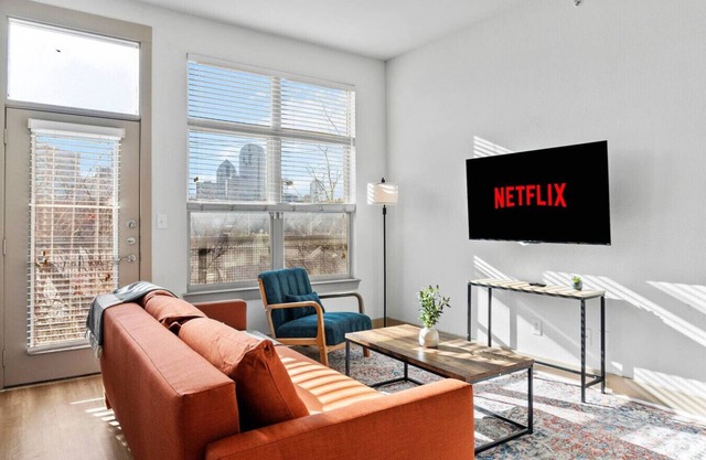 Stylish 1Br in Deep Ellum with Pool and Free Parking
