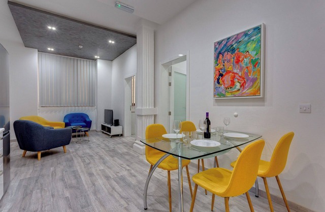 Stylish 3BR Apartment, Fantastic Location Sliema