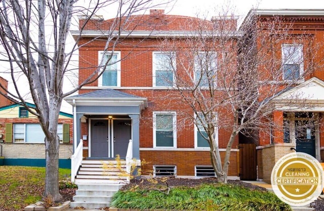 Stylish 4BR w/ Office, Deck, Gardens / ABODEbucks