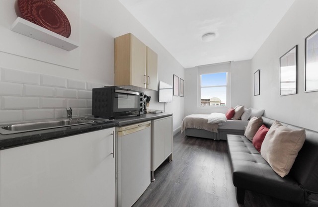 Stylish Budget Studio Near Archway Tube
