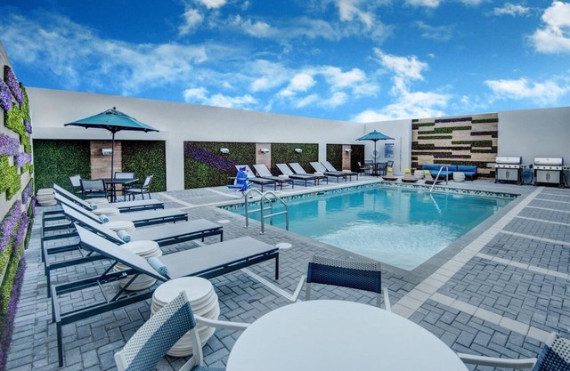 Stylish & Comfortable Stay near Miami International Airport | 3 Units