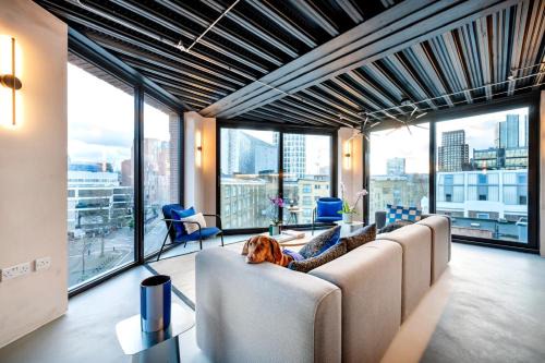Stylish Shoreditch Loft