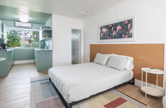 Stylish Studio in El Portal #6