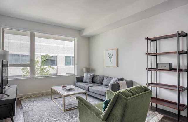 Stylish West LA 1BR w/ Pool, Gym & BBQ, nr Restaurants, by Blueground