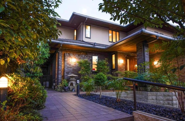 6 bedroom house / Izumisano Ōsaka