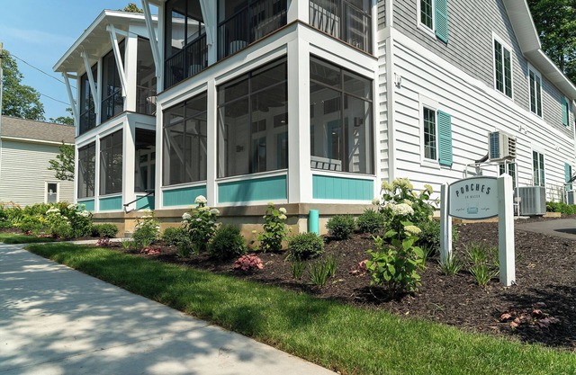 Suite #9, The Sunflower @ Porches On Mason - Prime downtown location..