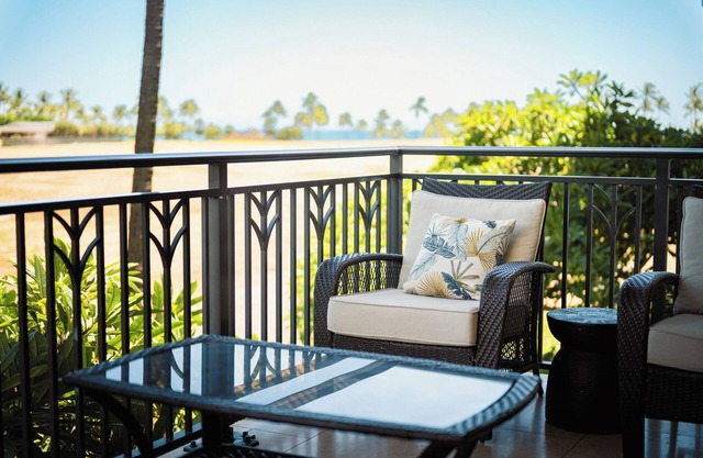 SUMMER SPECIAL ~ Family Friendly w/ Ocean Views in Tropical Paradise