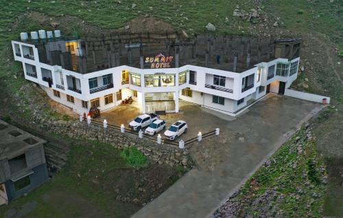 Summit Hotel Naran