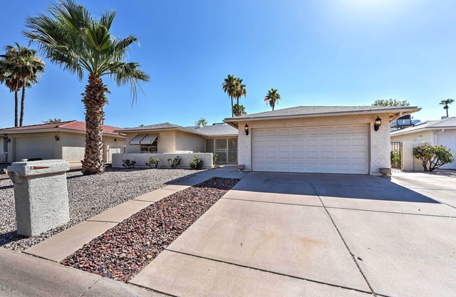 Sun Lakes House con patio en el campo de golf Cottonwood.