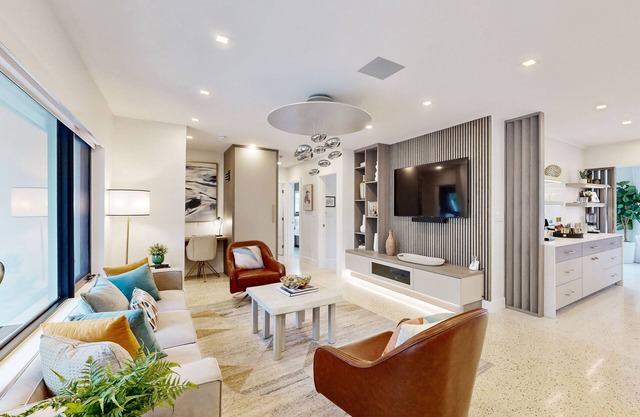 Sun, Sand & Style: Your Perfect Beach Getaway in Oakland Park
