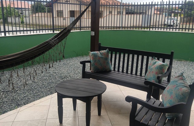 Sun, sea and a place to rest is here, next to Beto Carrero's house for sure fun.